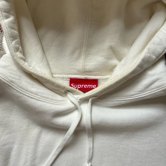 SUPREME HOODIE - Picture 4 of 7